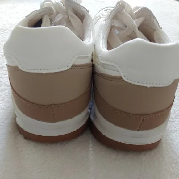 Sneakers 7.5 Wide Tennis Shoes Trainers Wide Fit Cushionaire Memory Foam - Picture 4 of 7